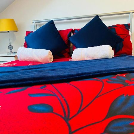London Manor Homes 외부 사진
