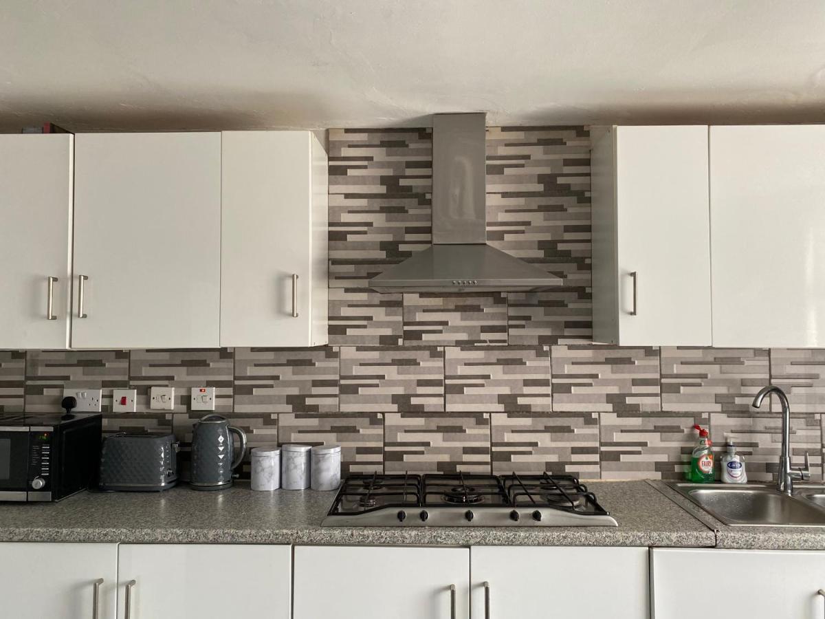 London Manor Homes 외부 사진