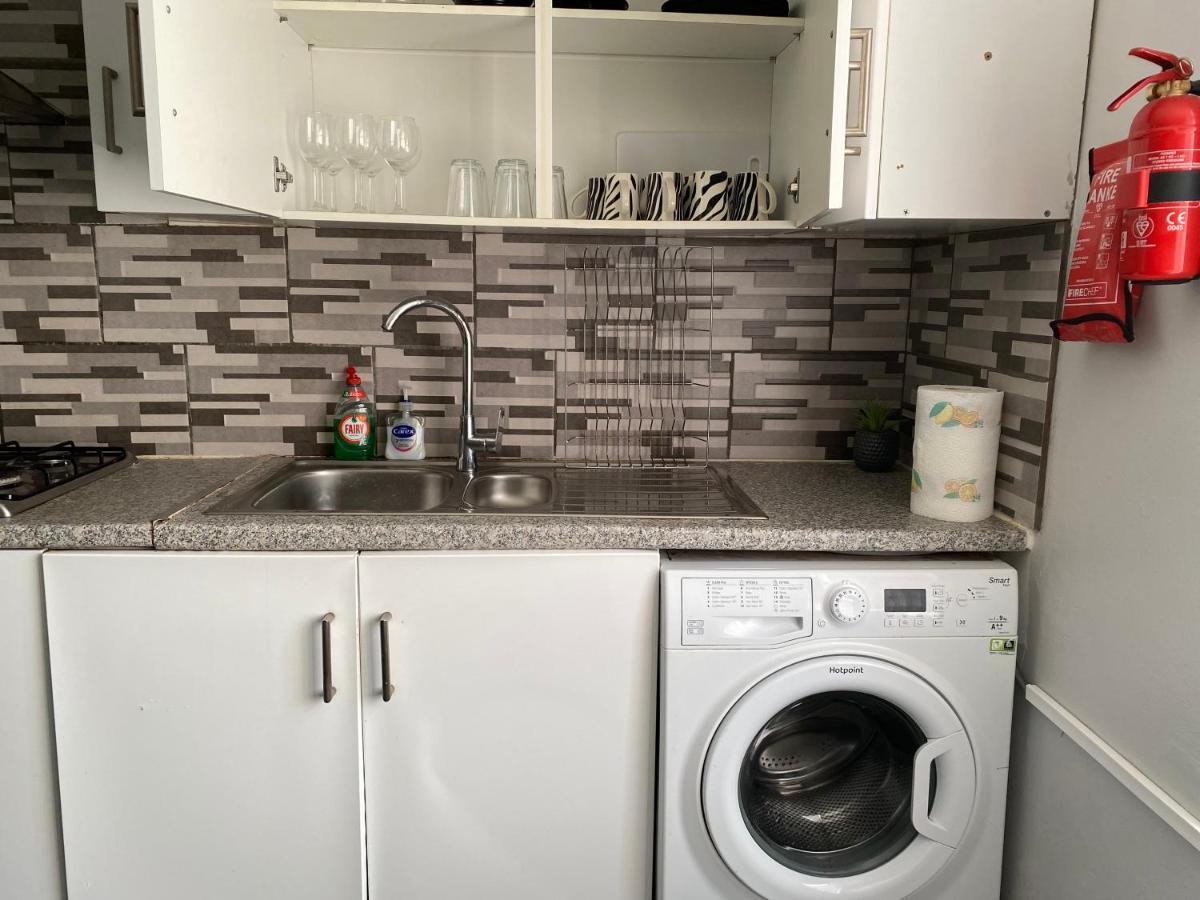 London Manor Homes 외부 사진